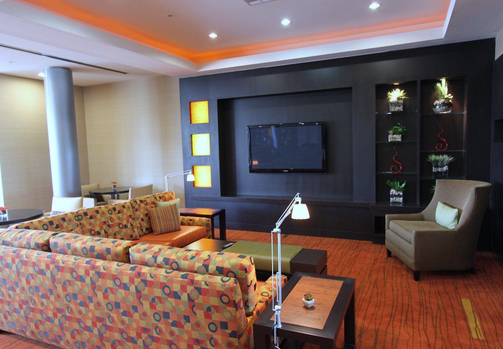 Courtyard Worth West At Cityview Hotel Fort Worth
